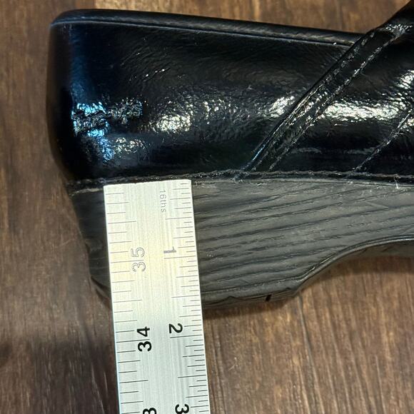 Skechers Tone-Ups Women's 8 Black Patent Leather Comfort Clogs Mules SN 38825 - Picture 13 of 14